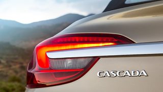 Новият Opel Cascada – атлетично великолепие в кабриолет от средния клас