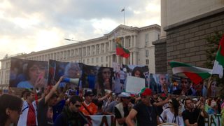 В тридесет и деветия ден на протести обръчът около НС се затегна (хронология)