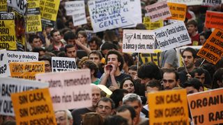 Бизнесът в еврозоната се съживява за пръв път от 18 месеца