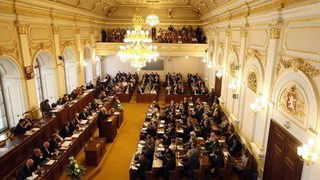 Чешките партии се приближават към споразумение за предсрочни избори