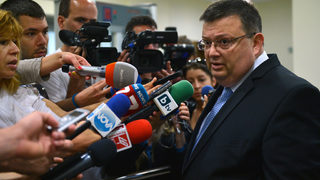 Зависимости: Докато съдебният съвет взима решения с неясни мотиви, правосъдието ще е пред колапс