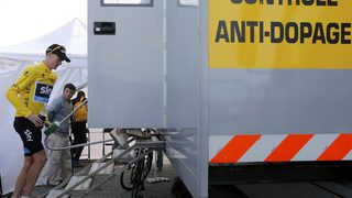 Няма положителни допинг проби в стотния "Тур дьо Франс"