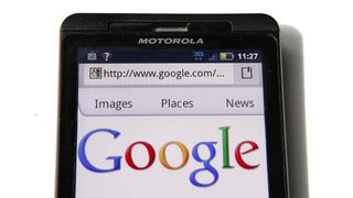 <span class="highlight">Microsoft</span>: Търсачката на Google вреди на учениците (видео)