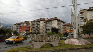 Фотогалерия: Разбитата европейска мечта на един фалирал град