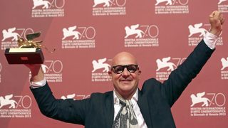 Италиански документален филм изненадващо триумфира във Венеция