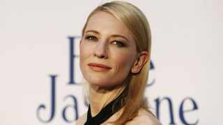 Кейт Бланшет дебютира като режисьор с драма за премълчани проблеми