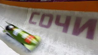 Българският отбор по бобслей се закани за силно представяне в Сочи 2014
