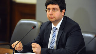 Амбициите в бюджета за 2014г: свиване на бюджетния дефицит и икономически ръст