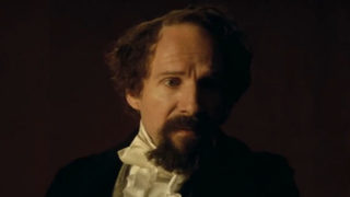 Видео: Ралф Файнс като Чарлз Дикенс в The Invisible Woman