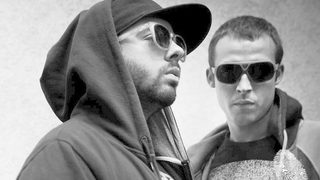 Feel & Wosh MC
