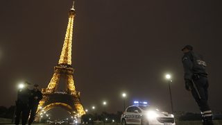 Мъж държа заложници във френска банка с искане за общинско жилище