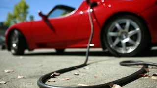 Елън Муск обяви автомобилите с водород за глупави