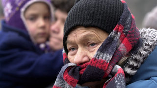 Европейската комисия съобщи, че 17% от населението на ЕС живее под прага на бедността