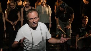 Ателие "Пулсиращият човек"