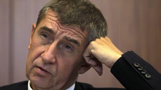 Комунистическо досие помрачава сформирането на ново правителство в Чехия