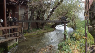 Стара мелница с водно колело