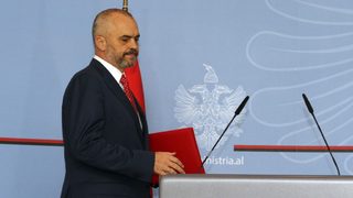 Албанското "не" нанесе удар на плана за унищожаване на сирийските химически оръжия