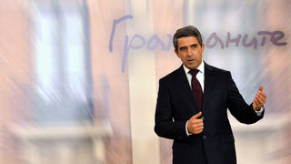 Преподаватели към президента: Защитете правовата държава