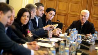 Борисов не се яви пред комисията "Сидеров", възстановява се след операция