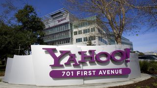 Yahoo ще промени търсачката си по модел на Facebook и Google