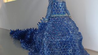 <span class="highlight">Ре</span>:<span class="highlight">дизайн</span>: Висша мода от нестандартни материали
