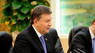Янукович не вижда алтернатива на близките търговски отношения с Москва