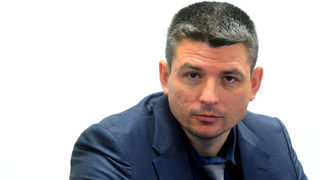 Валентин Гладких, съветник в украинския парламент: Украйна ще избухне, ако няма предсрочни избори