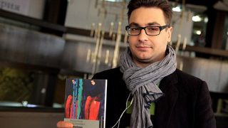 "Подари книга за Коледа" с Петър Денчев и Ясен Василев