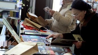 "Подари книга за Коледа" с Оля Стоянова