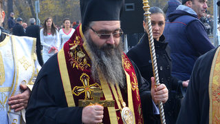 Правете добро на онези, които ви мразят, призова митрополит Йоан