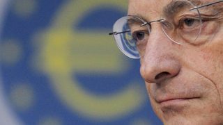 Марио Драги е оптимист за еврозоната, шефът на Бундесбанк се опасява от завръщане на кризата