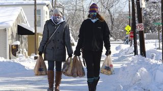 Кой губи и кой печели от мразовитата вълна в САЩ (видео)