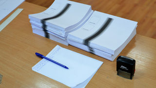 Печатницата <span class="highlight">на</span> <span class="highlight">БНБ</span> не можела да отпечата изборните бюлетини, нямала капацитет (видео)