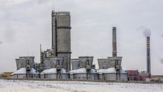 Държавният Български енергиен холдинг създаде фирма, с която ще купува "Ремотекс" и "Химко"