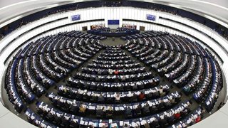 Европарламентът подкрепи три обвързващи цели за климата за 2030 г.