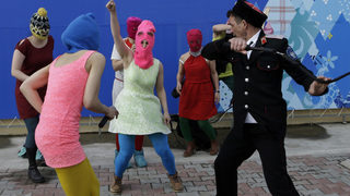 Фотогалерия: Казашкият побой над Pussy Riot