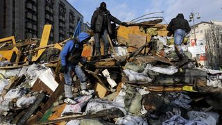Български евродепутати настояха за ново правителство и президентски избори в Украйна