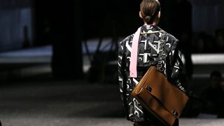 Фотогалерия: С "<span class="highlight">Прада</span>" из германския авангард и нощен Берлин
