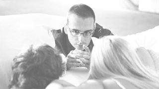 Любовта, отчуждението, бъдещето според режисьора Мартин Илиев