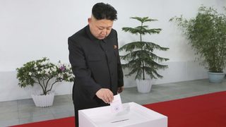 Управляващите в Северна Корея спечелиха изборите със 100% мнозинство