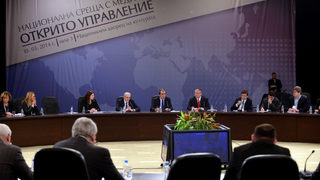 Срещата на Орешарски, Станишев и Местан с медиите (хронология)
