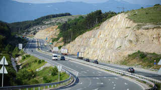 Търгът за <span class="highlight">лот</span> <span class="highlight">3</span> на "Струма" ще е догодина, ще има и <span class="highlight">3</span> хеликоптерни площадки
