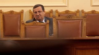 Коледните и великденските добавки към пенсиите щели да станат традиция