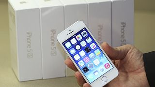 Проблем в сигурността на iOS поставя под риск iPhone и iPad