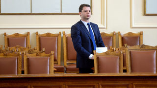 Какво пише Делян Добрев до инвеститора в Карадере (видео)