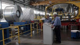 Бившият шеф на "<span class="highlight">Северстал</span>" в САЩ е обвинен в укриване на доходи