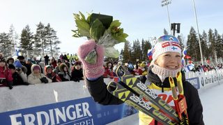 Кайса Макарайнен спечели драматично Световната купа по биатлон