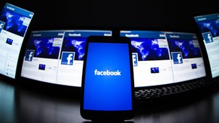 Харесването на бранд във Facebook може да забрани на потребителя да съди фирмата