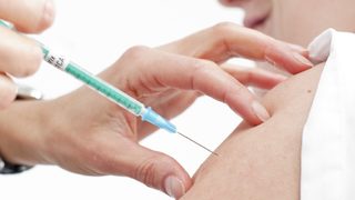 Въпроси, митове и факти за ваксините