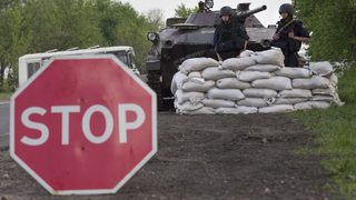 В Украйна върнаха всеобщата военна повинност